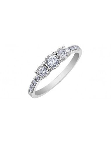 Ladies 10 Karat Gold Illuminaire Diamond Engagement Ring de l' environnement