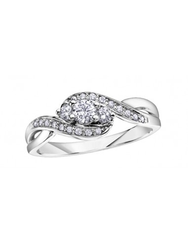 Ladies 10 Karat Gold Trinity Diamond Engagement Ring (0.33CT TDW) rembourrage situé sous